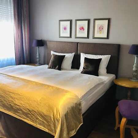 Stadt Hamburg Hotel